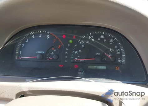 2002 Toyota Camry Le z USA, uszkodzony, nr VIN 4T1BE32K42U512328